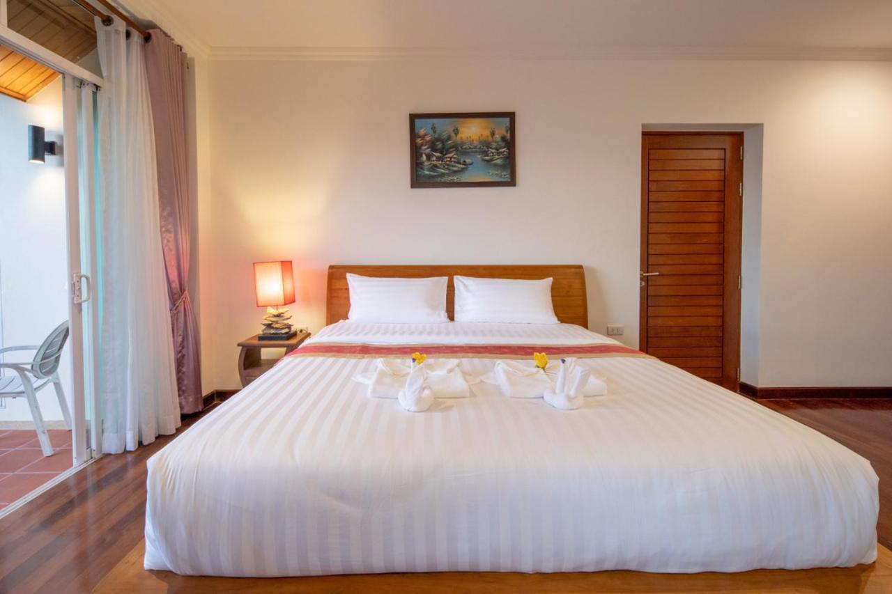 Prima Villas Karon Phuket Ban Karon Exteriör bild